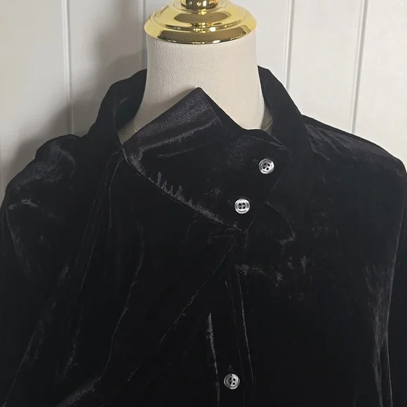Talbots Plus 2X Black Velvet Button-Up Shirt Collared Longline Witchy Holiday - Picture 4 of 5